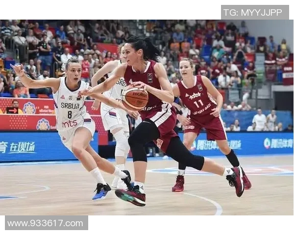 中国台北女篮与菲律宾女篮激战正酣争夺亚洲篮球赛重要胜利